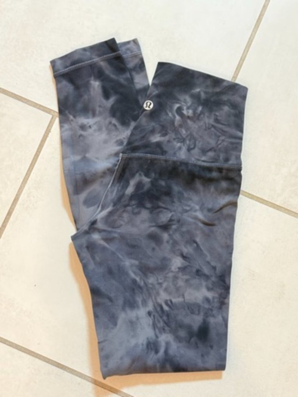 Lululemon Align Tie-Dye High-Rise Leggings Inseam 28"